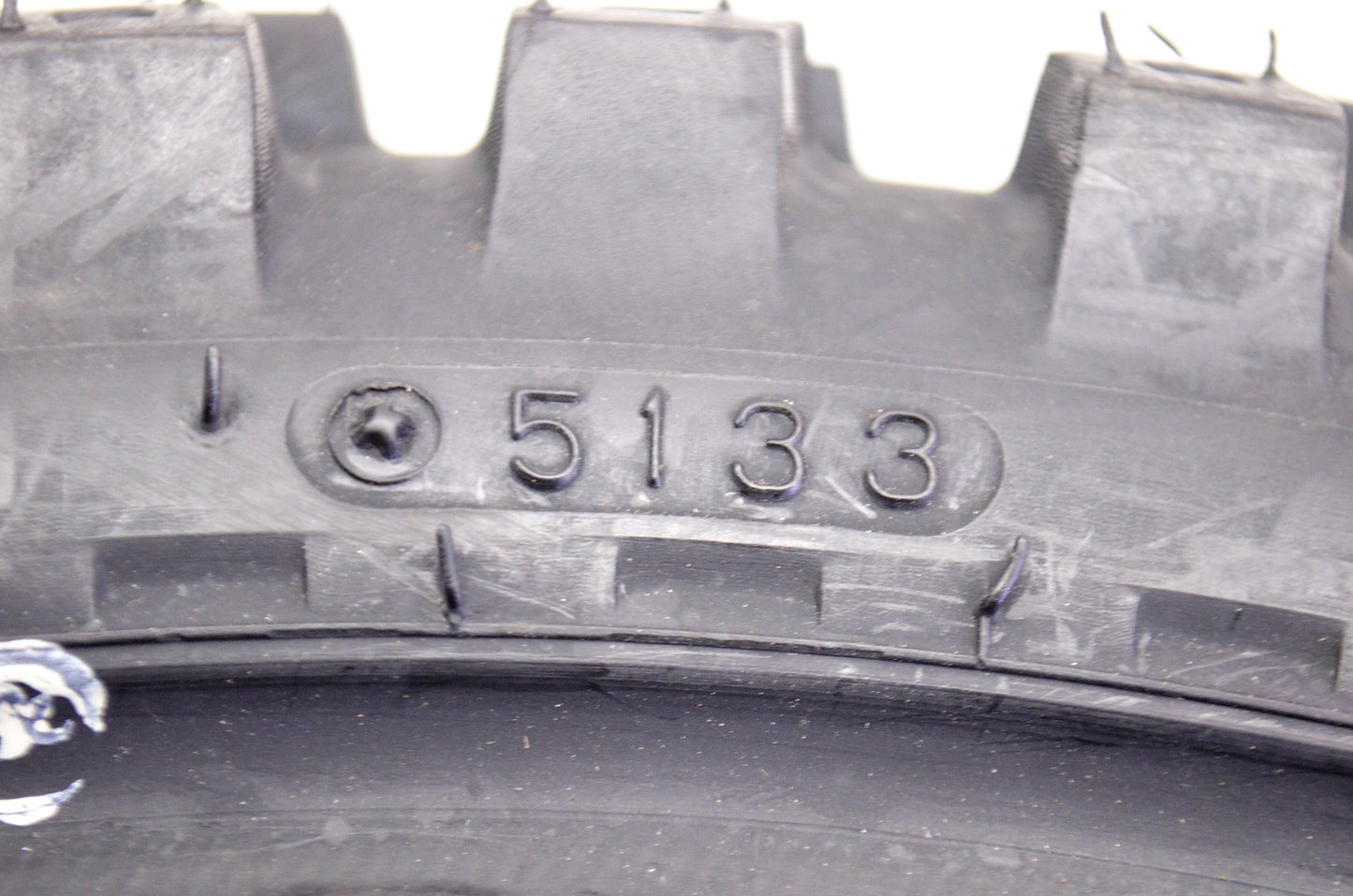 New Dunlop Tire K490 70/100-17 NOS