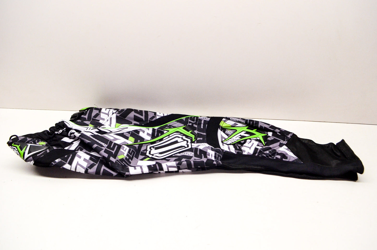 Shift 04318-004-130 Strike Race Pant Mark Green Size W30 NOS