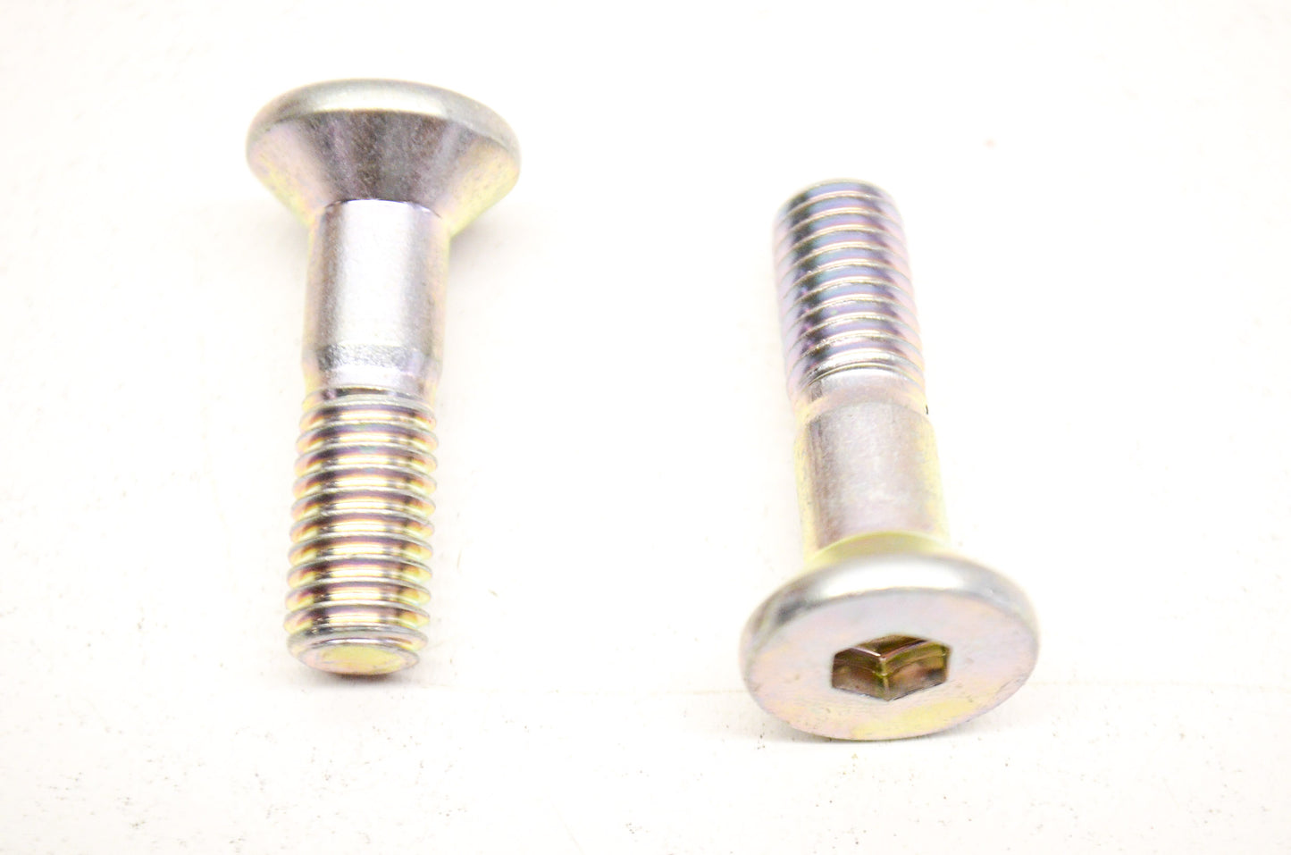 New OEM Honda 90125-KA4-000 Flat Screw (8X31) QTY 2 NOS