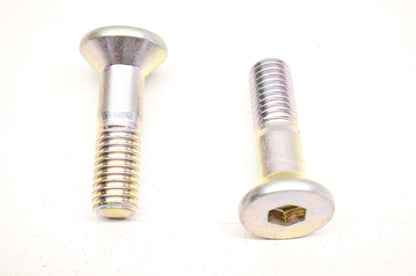 New OEM Honda 90125-KA4-000 Flat Screw (8X31) QTY 2 NOS