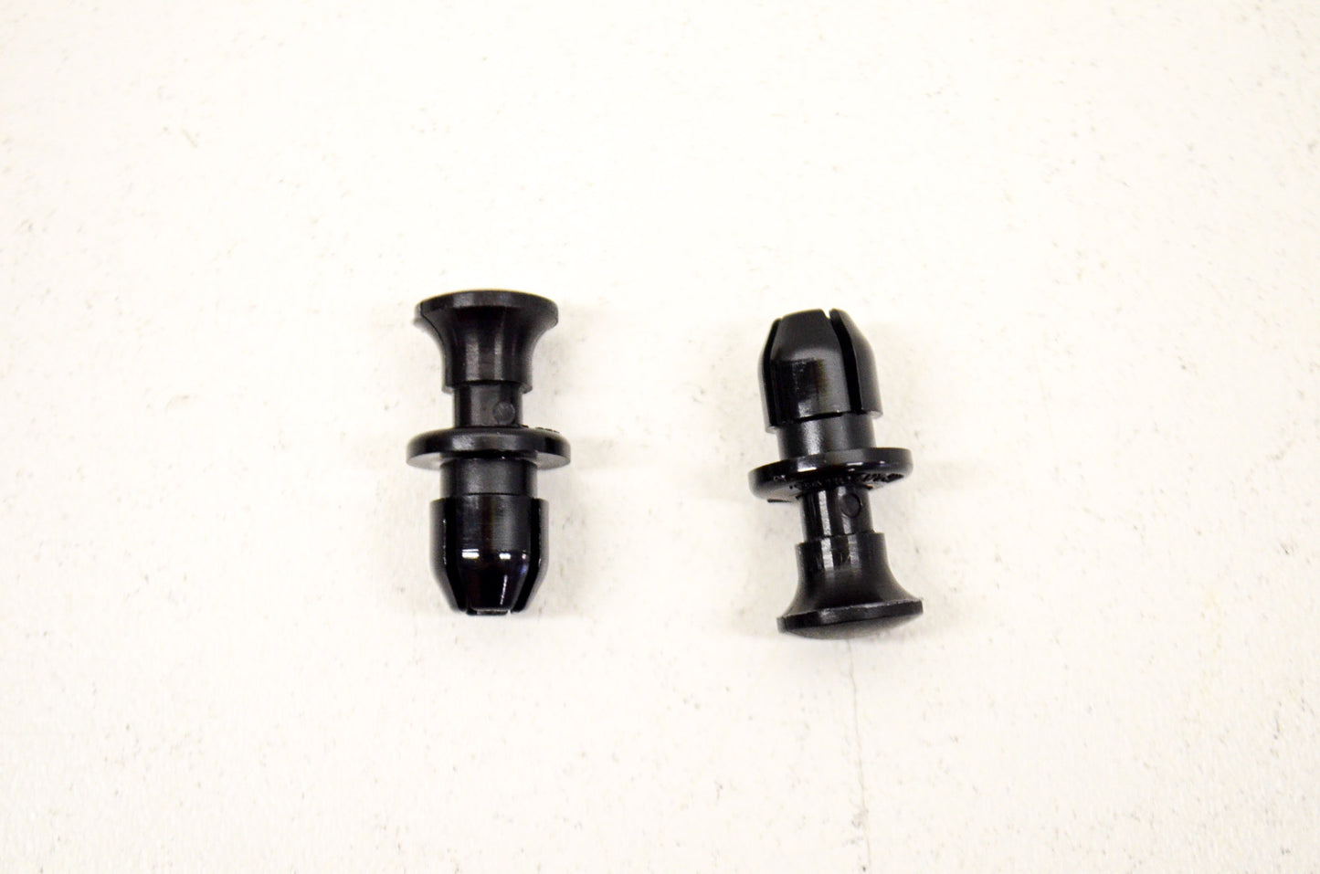 OEM Honda 91549-MW0-790ZA Clip NH1 Qty 2 NOS