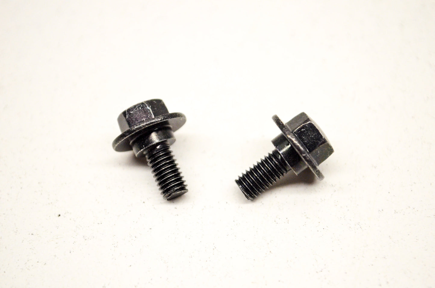 OEM Honda 91509-HC0-000 Bolt (5X11.5) Qty 2 NOS