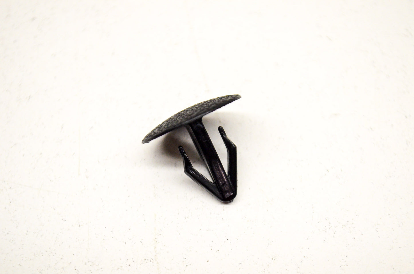 OEM Honda 90685-SA5-003 Lower Cover Clip