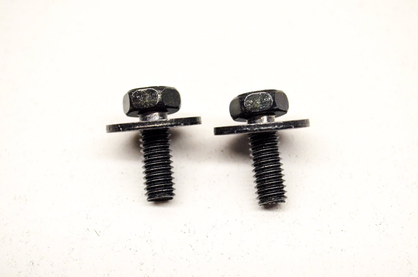 OEM Honda 93404-06016-07 Washer Bolt (6X16) Qty 2 NOS