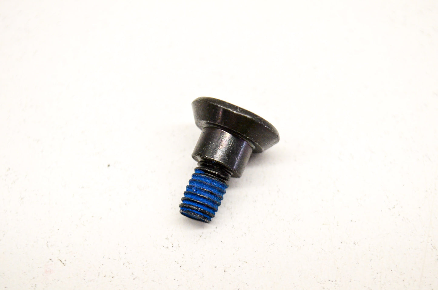 New OEM Honda 90101-HB3-004 Splash Guard Screw NOS