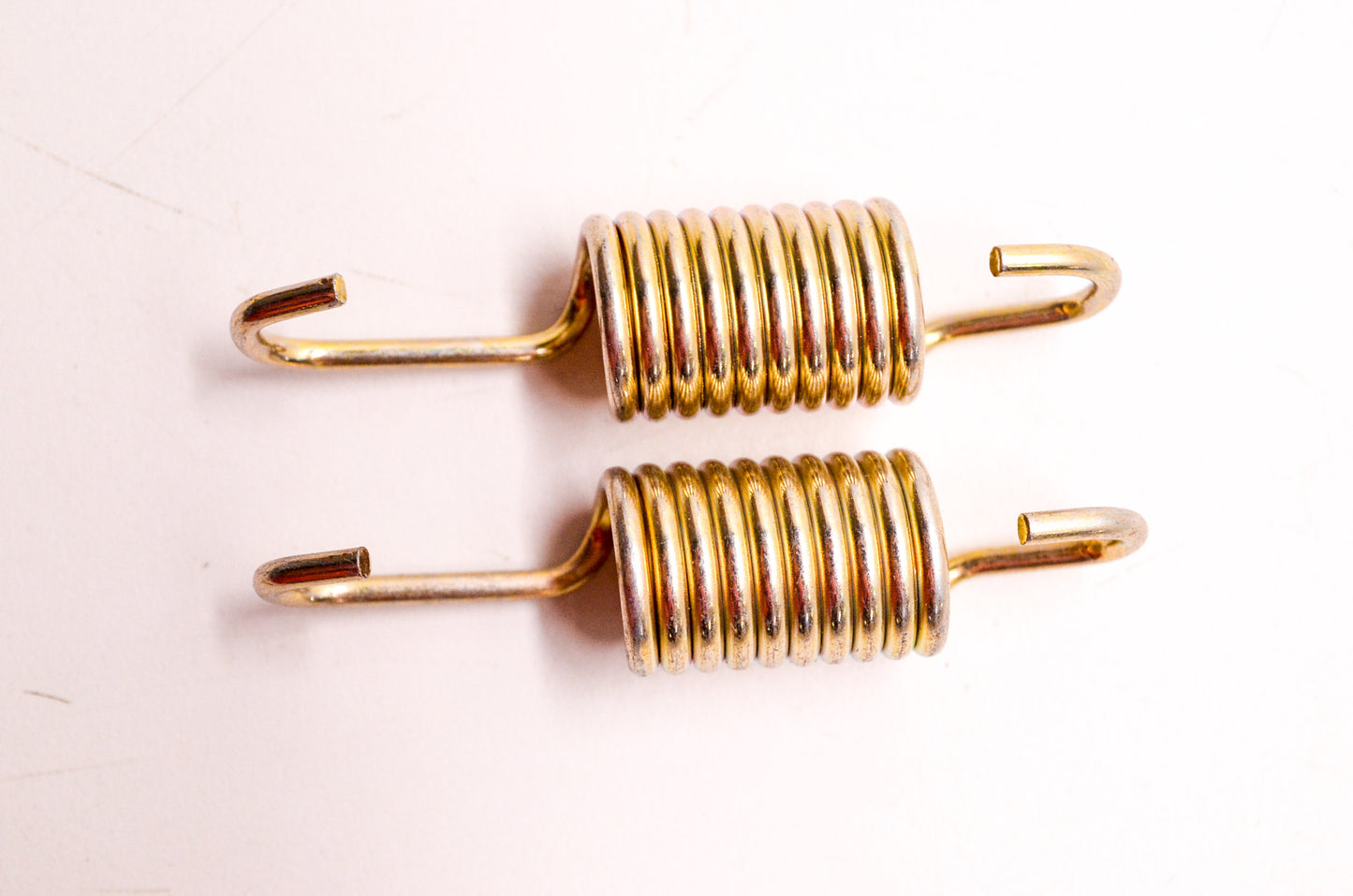OEM Polaris 7042029 Spring Qty 2 NOS
