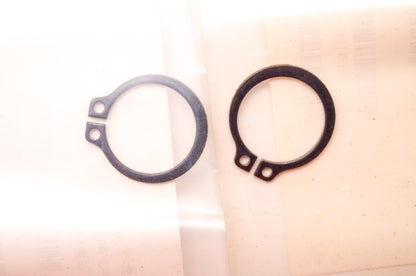 OEM Polaris 0450060, 94511-1900S Circlip Qty 2 NOS