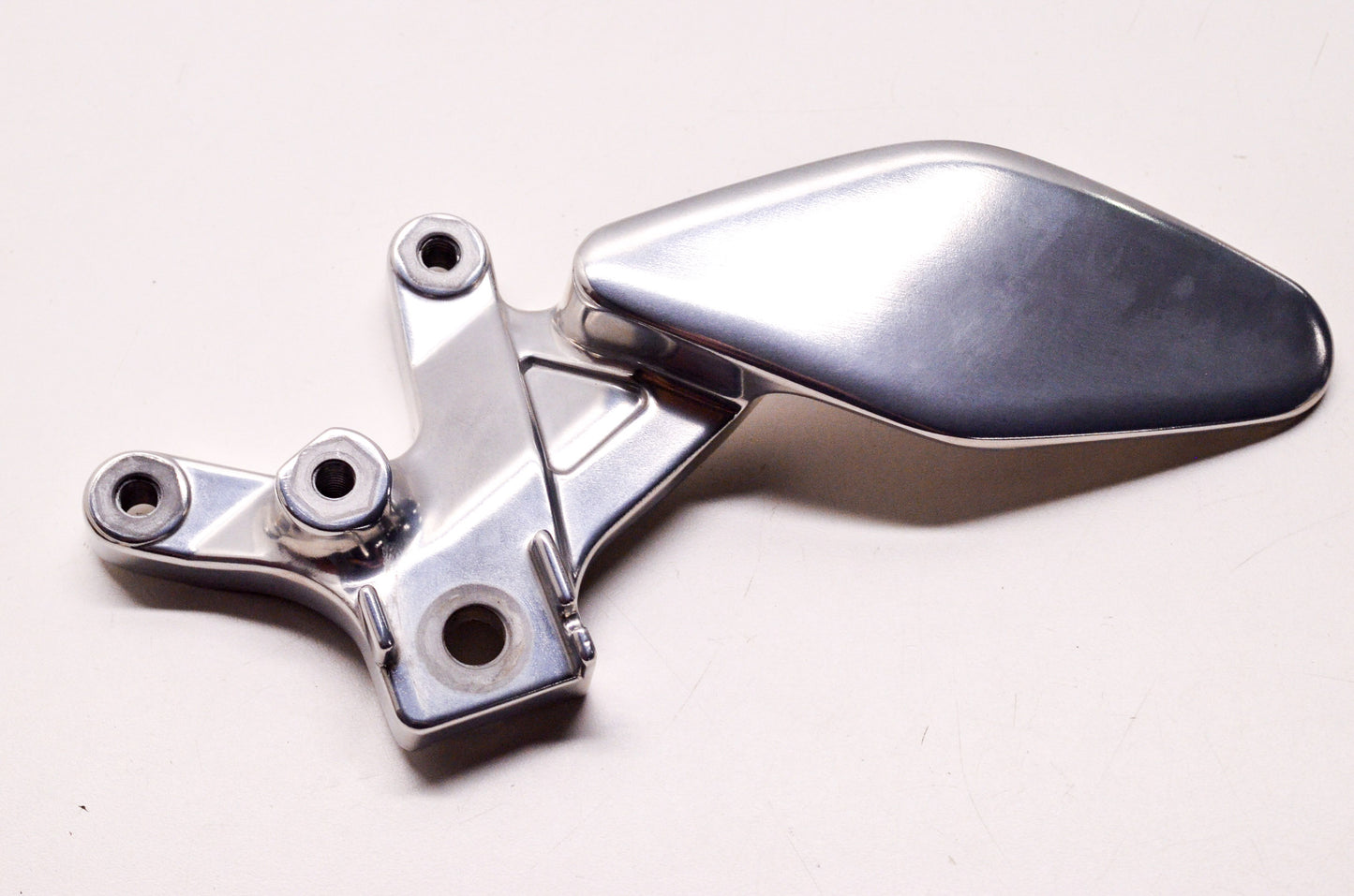 New OEM Yamaha 4FM-27442-02-00 Bracket 2 NOS