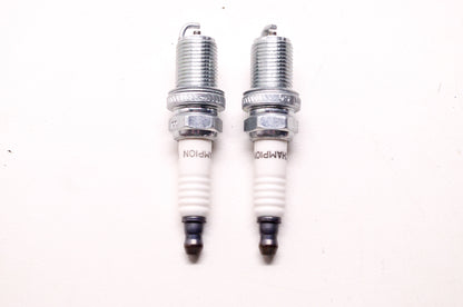 New Champion Copper Plug Spark Plug QTY 2 NOS