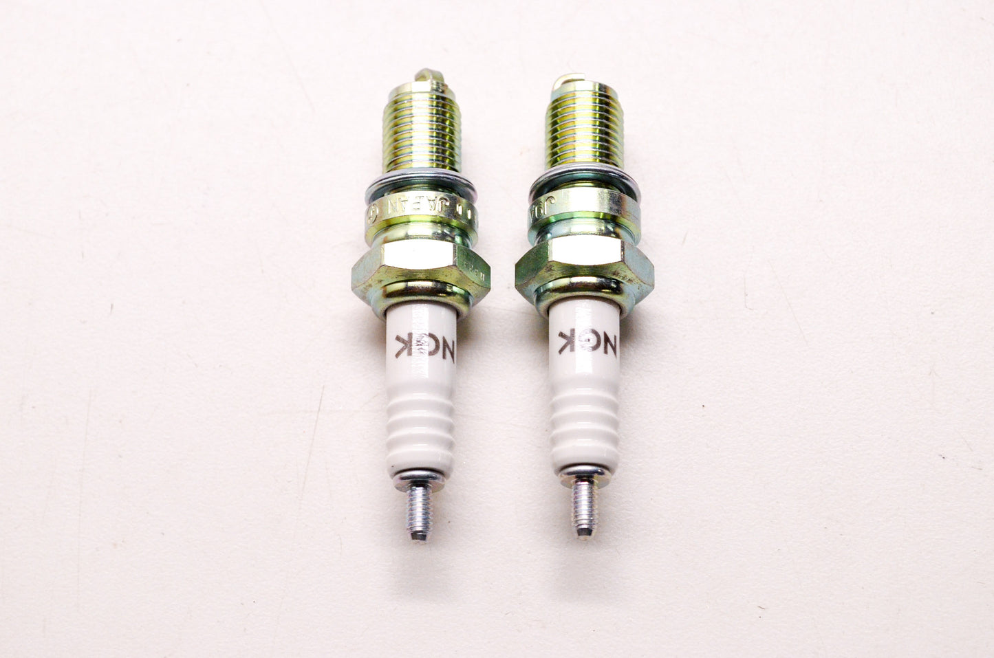 NGK J9A, 2170 Spark Plug Qty 2 NOS