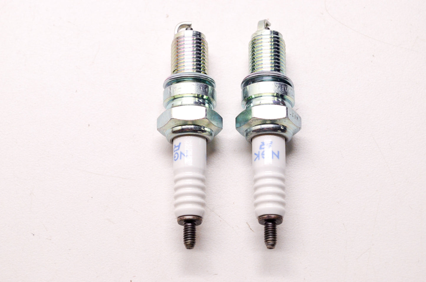 NGK DPR9EA-9, 5329 Spark Plug Qty 2 NOS