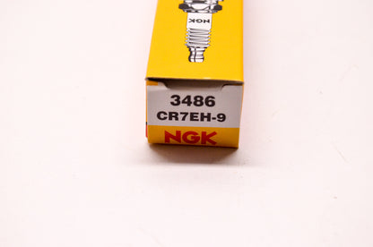NGK CR7EH-9, 3486 Spark Plug Qty 2 NOS