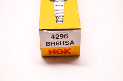 NGK BR6HSA, 4296 Spark Plug Qty 2 NOS