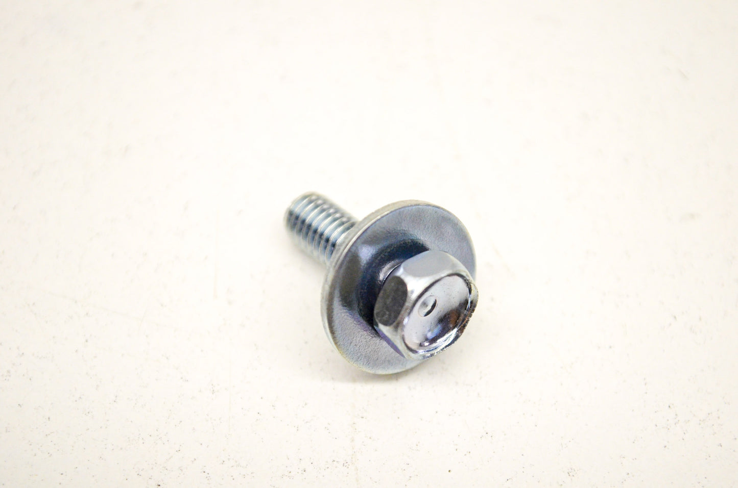 OEM Honda 93404-0601800 Washer Bolt 6x18 NOS