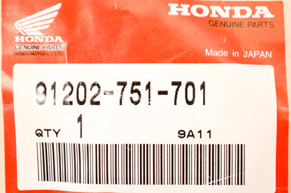 OEM Honda 91202-751-701 Oil Seal 20X38X8 NOS