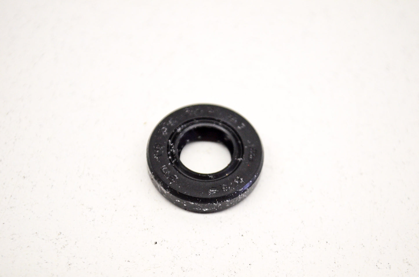 OEM Honda 91202-HC0-003 Oil Seal 10X20X5 NOS