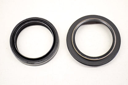 OEM Honda 51490-MZ1-305 Front Fork Seal Set NOS