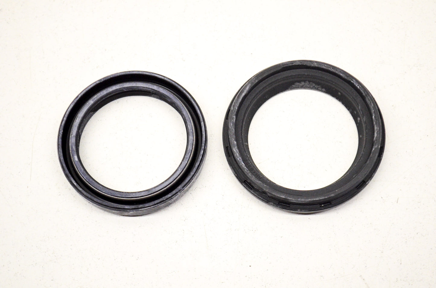 OEM Honda 51490-MBA-003 Front Fork Seal Set NOS