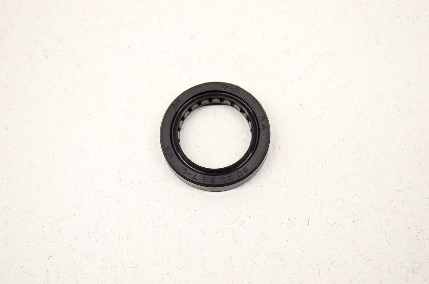 OEM Honda 91202-HB3-003 Oil Seal 22X32X7 NOS