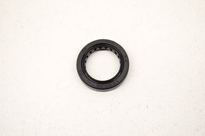 OEM Honda 91202-HB3-003 Oil Seal 22X32X7 NOS