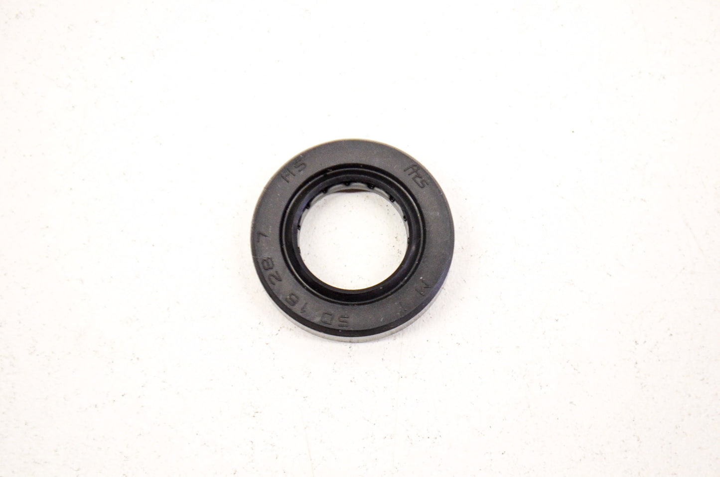 OEM Honda 91204-MC7-003 Oil Seal 16X28X7 NOS