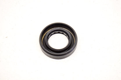 OEM Honda 91204-MC7-003 Oil Seal 16X28X7 NOS