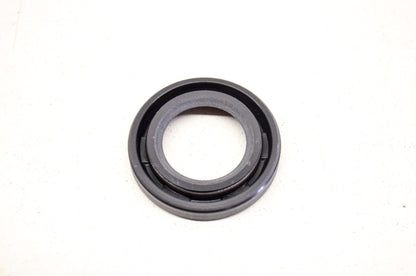 OEM Honda 91203-035-005 Oil Seal 17X29X5 NOS