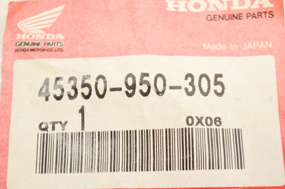 OEM Honda 45350-950-305 Pad Set NOS