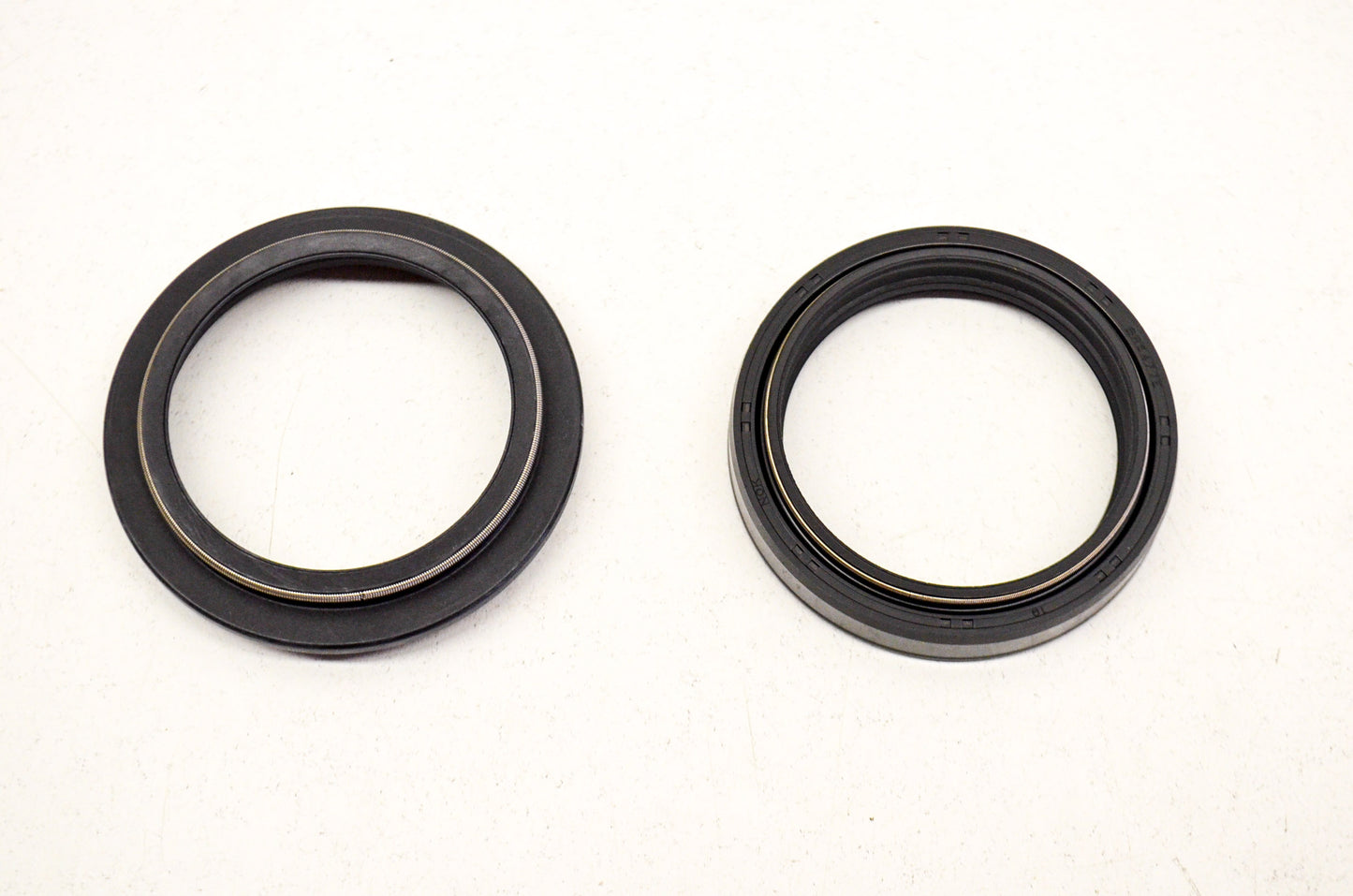 OEM Honda 51490-MAC-741 Front Fork Seal Set NOS
