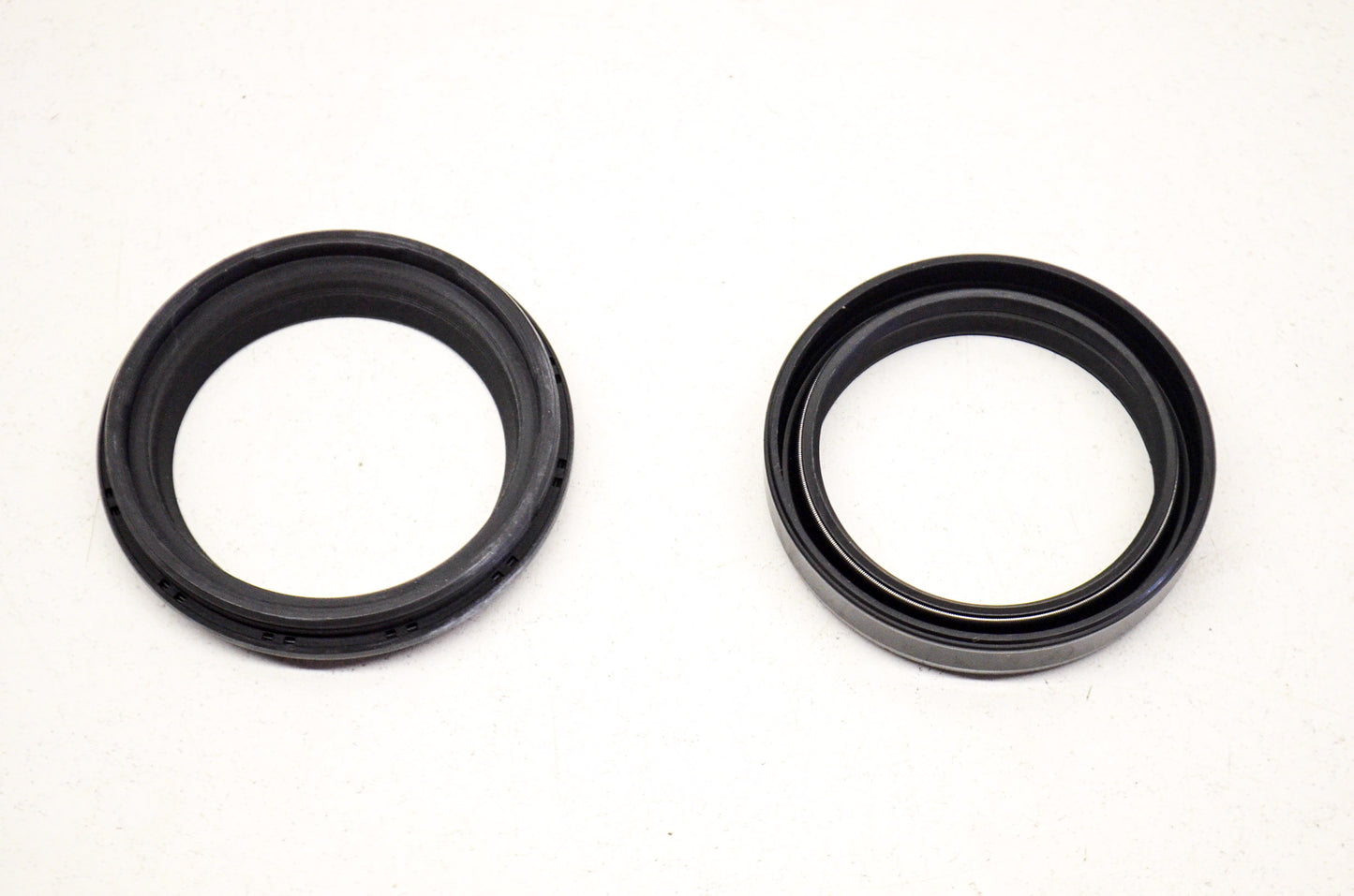 OEM Honda 51490-MAC-741 Front Fork Seal Set NOS