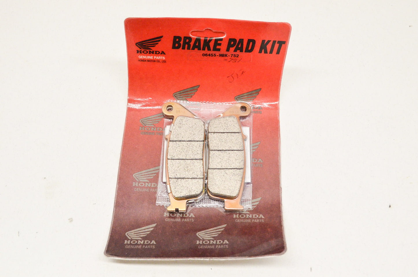 OEM Honda 06455-MBK-752 Front Pad Set NOS