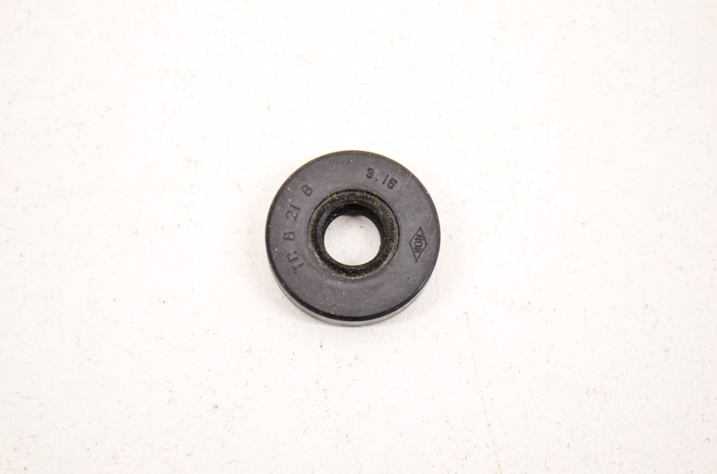 OEM Honda 91205-259-000 Oil Seal 8216 NOS