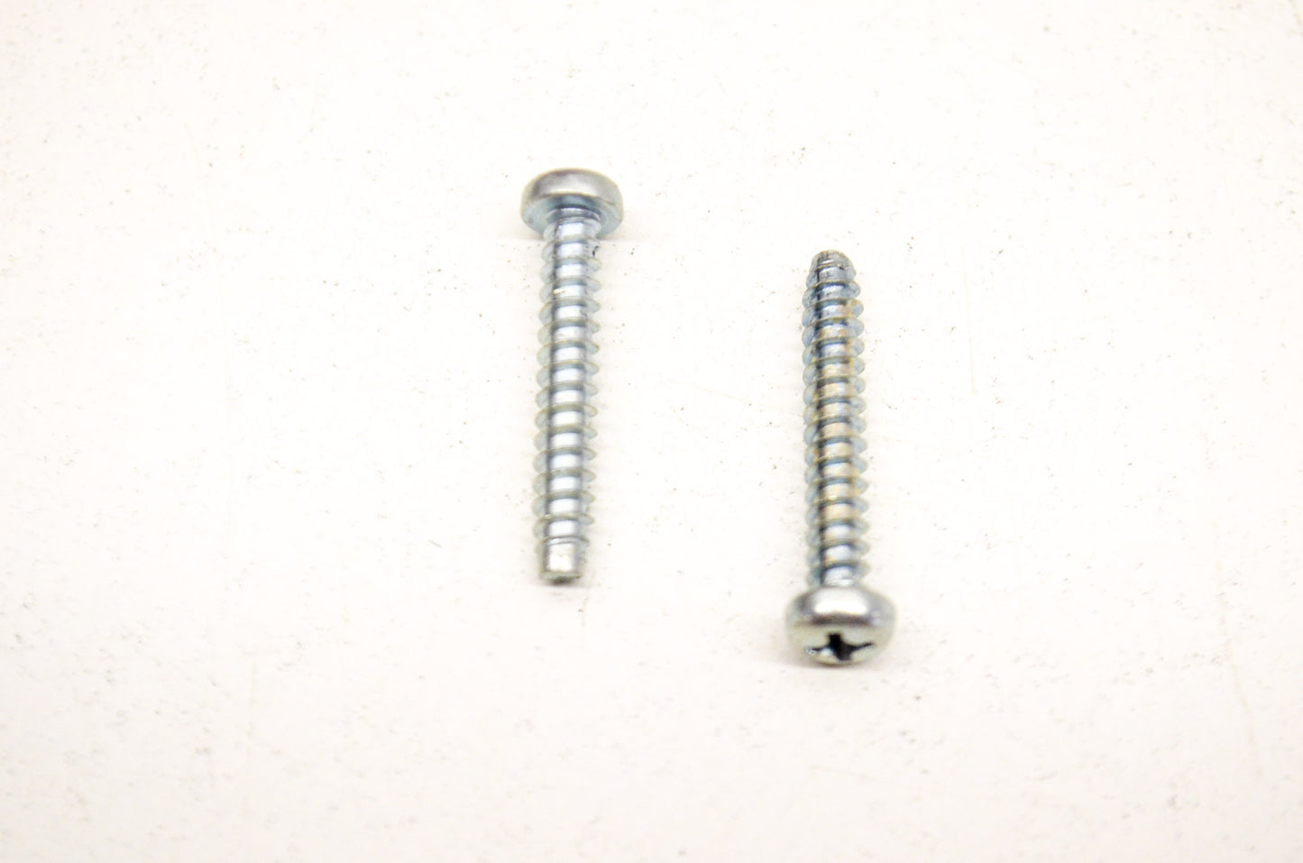 OEM Honda 93901-34610 Tap Screw (4X25) Qty 2 NOS