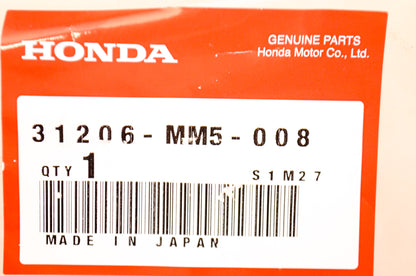 New OEM Honda 31206-MM5-008 Brush Holder Set NOS