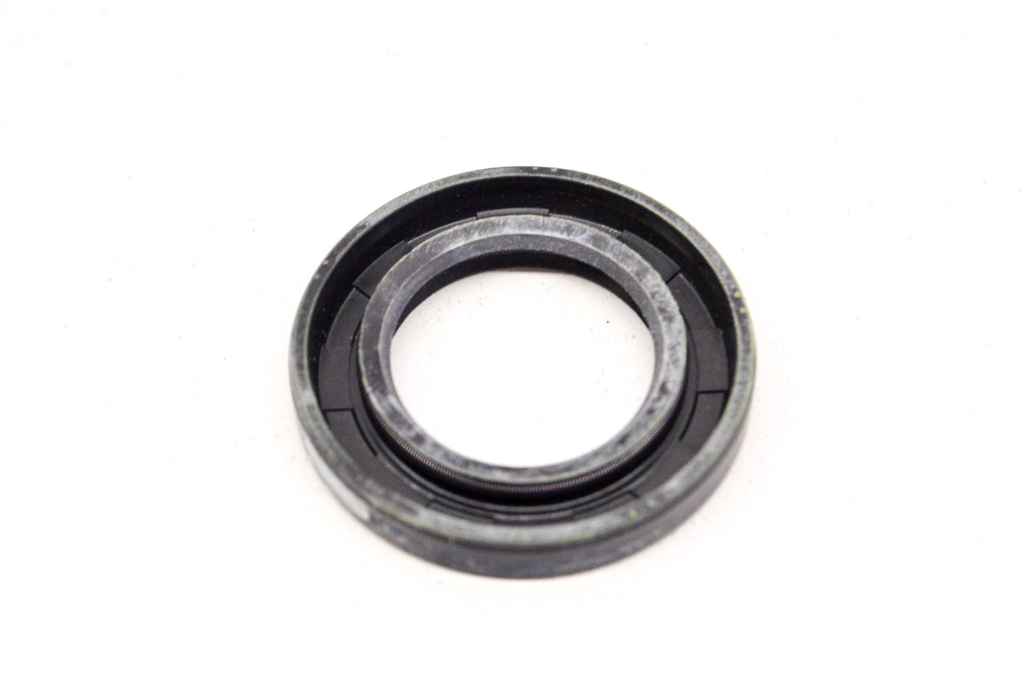 OEM Honda 91202-883-005 Oil Seal 25X41X6 NOS