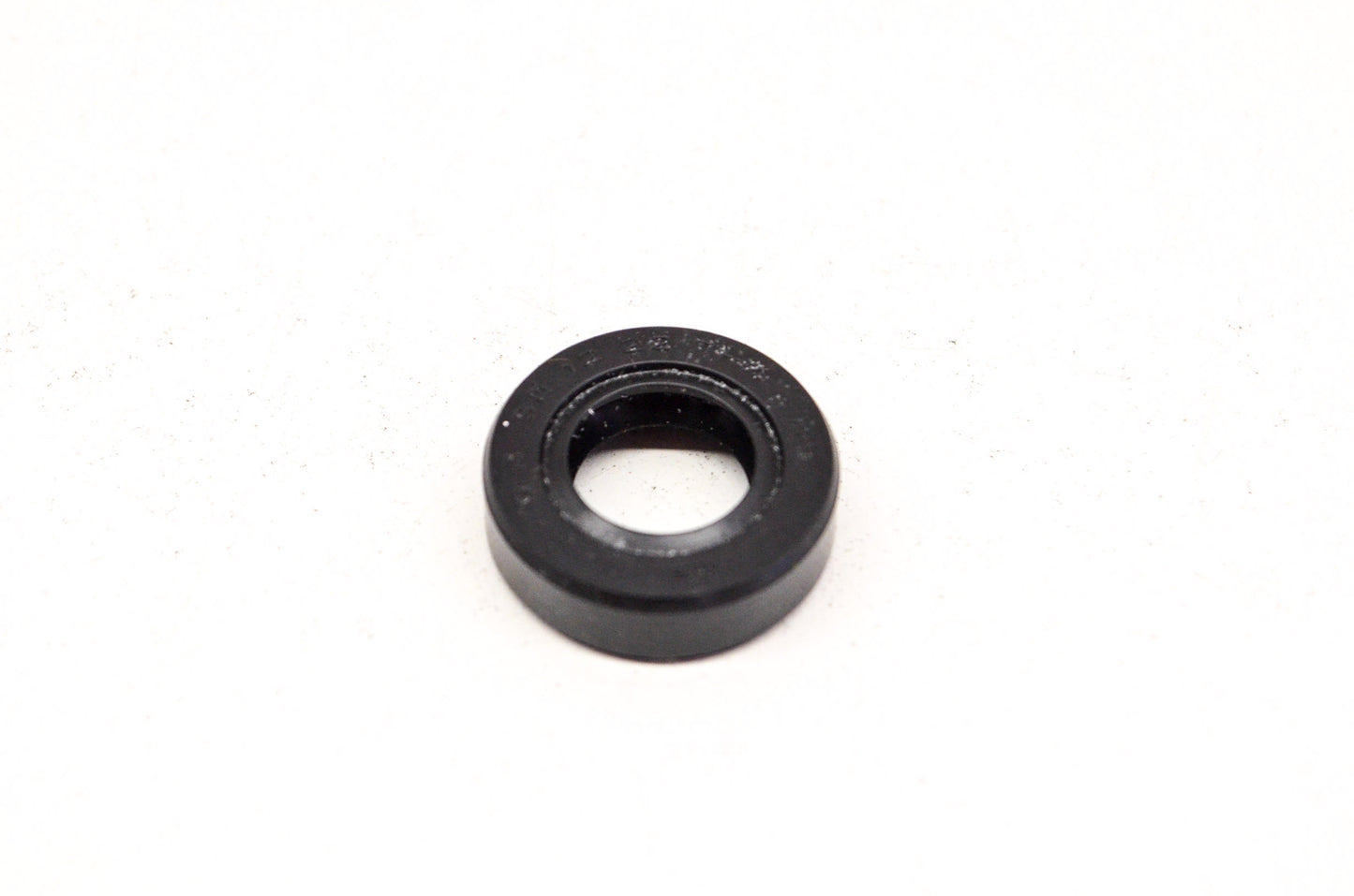 OEM Honda 91209-612-003 Oil Seal 12X22X7 NOS