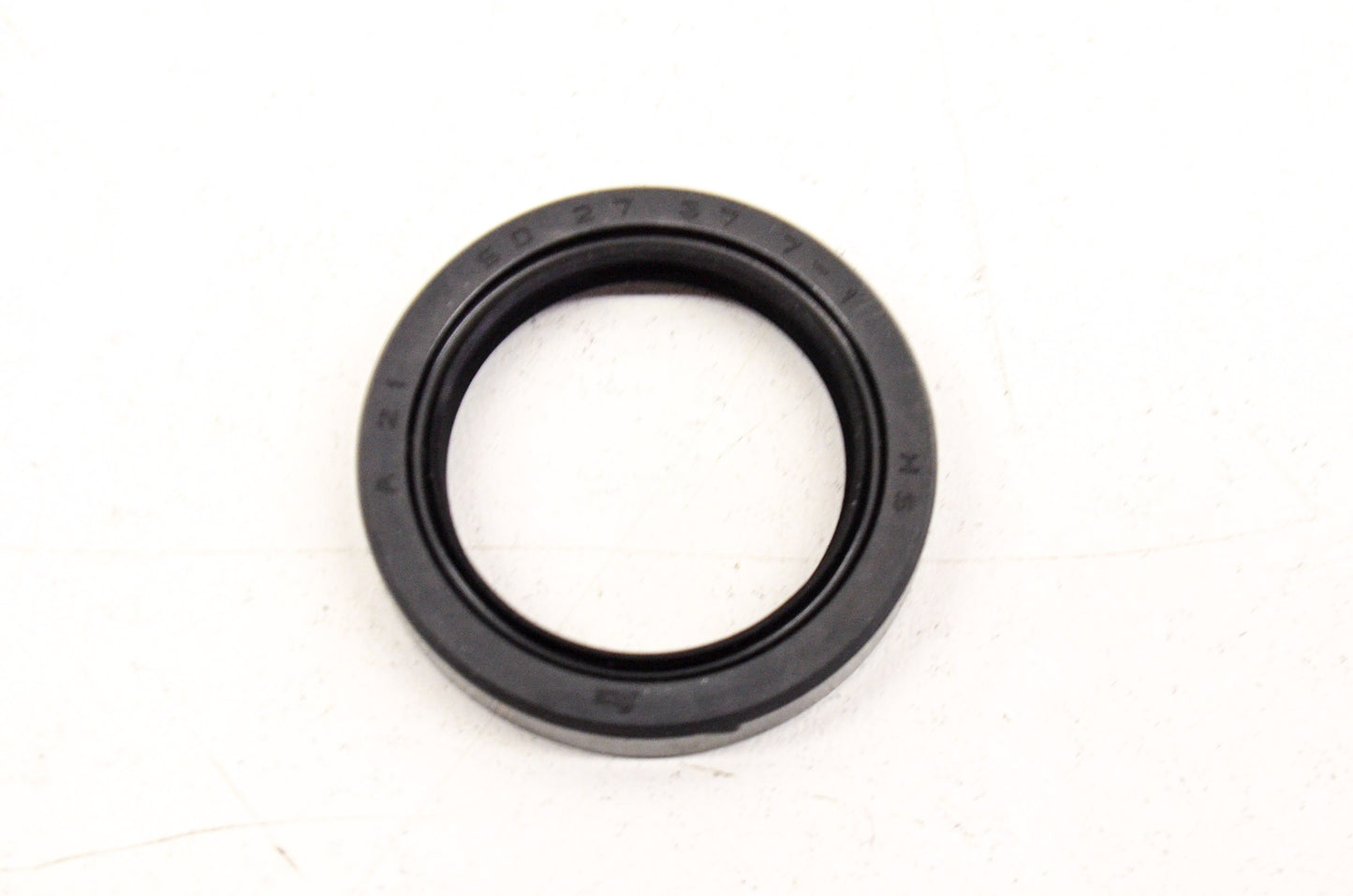 OEM Honda 91205-943-003 Oil Seal 27X37X7 NOS