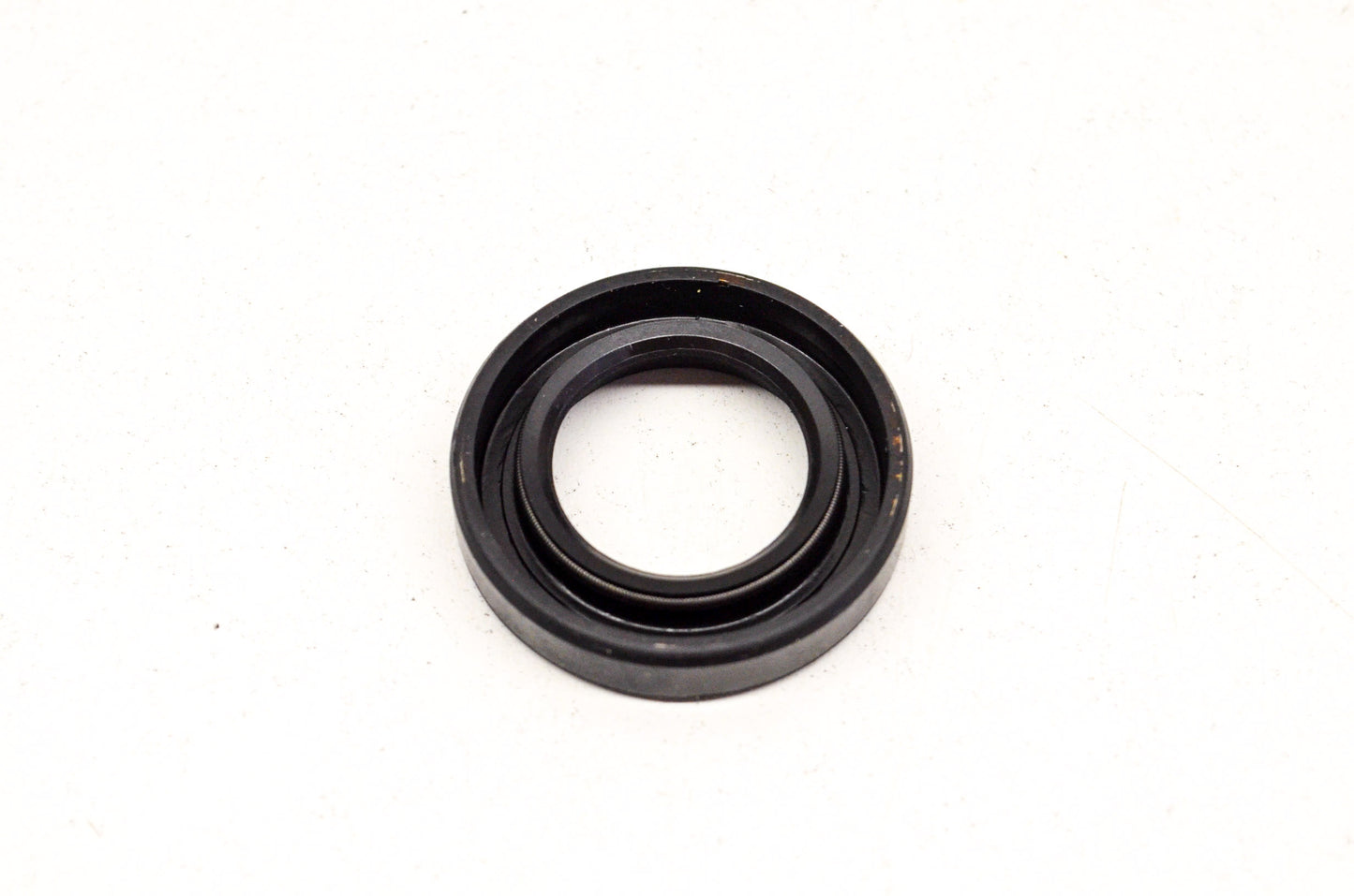 OEM Honda 91201-030-033 Oil Seal 20X34X7 NOS
