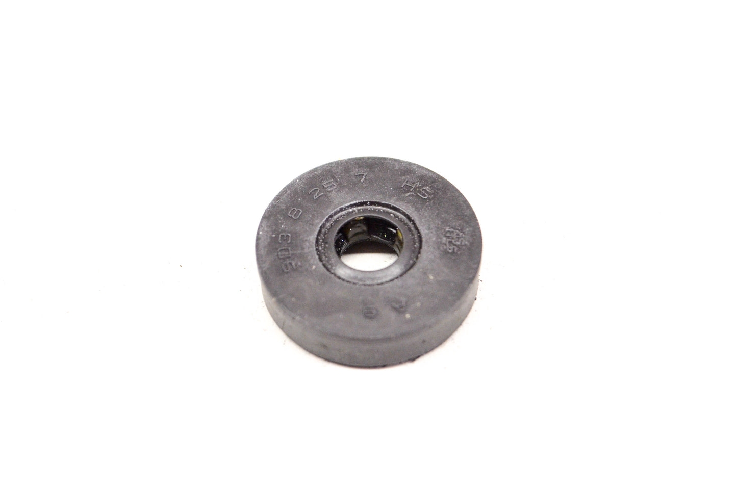 OEM Honda 91204-MG8-003 Oil Seal 8X25X7 NOS