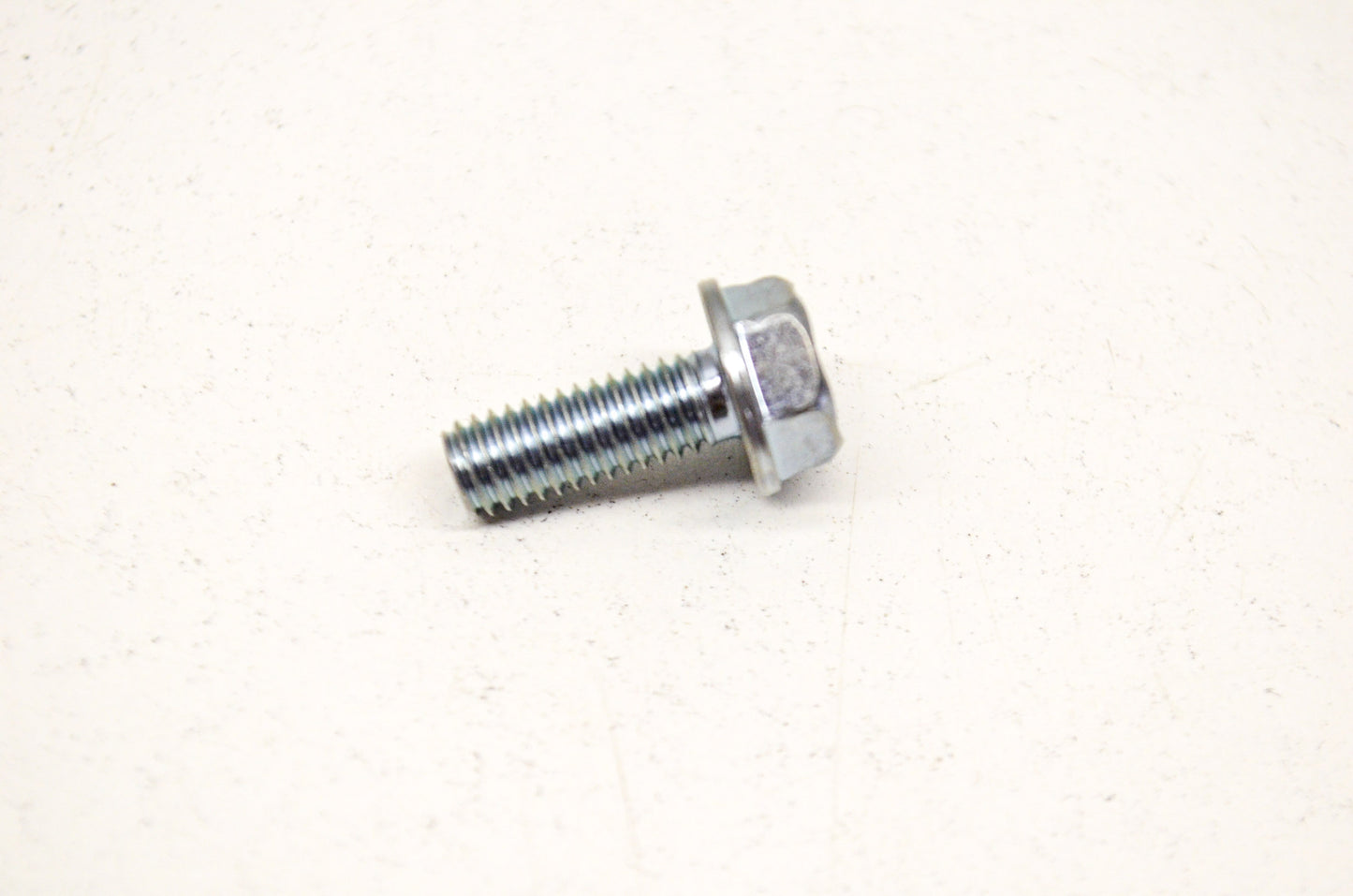 OEM Honda 95701-0601600 Flange Bolt 6x16 NOS