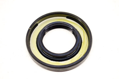 OEM Honda 91253-033-003 Oil Seal 25X47X6.5 NOS