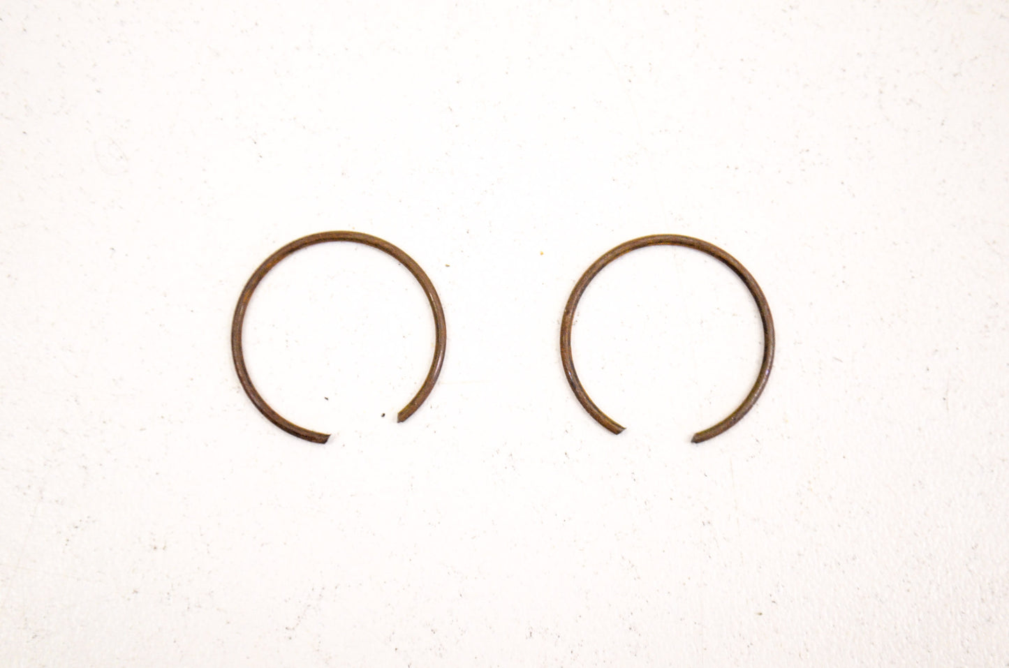 OEM Honda 13115-283-000 Piston Pin Clip Qty 2 NOS