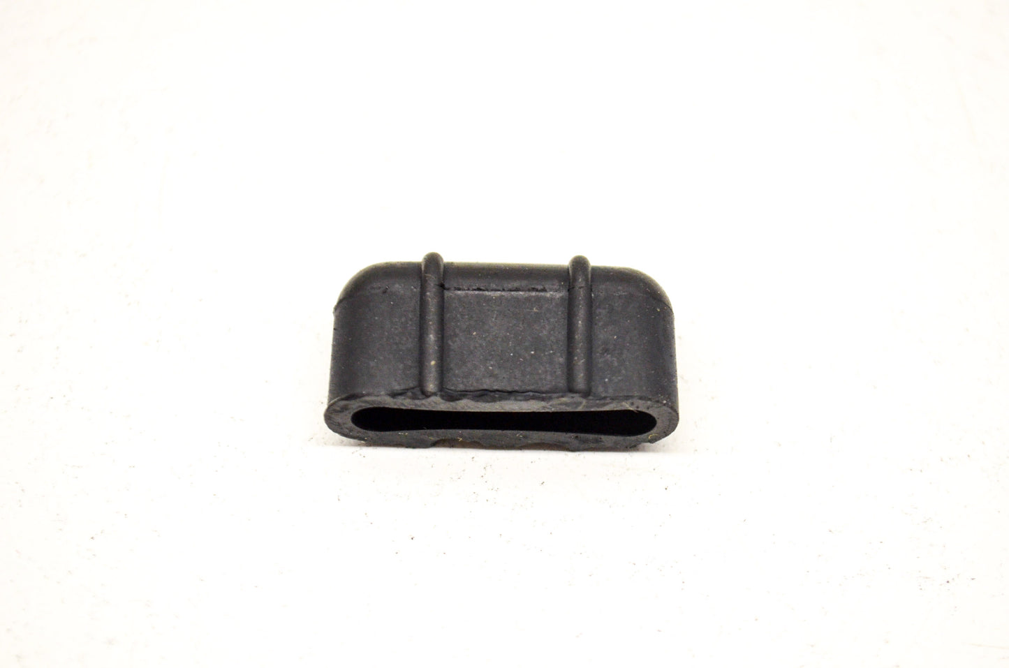 OEM Honda 83551-MEA-670 Side Cover Grommet NOS