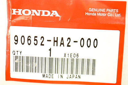 OEM Honda 90652-HA2-000 Outer Clip 37mm NOS
