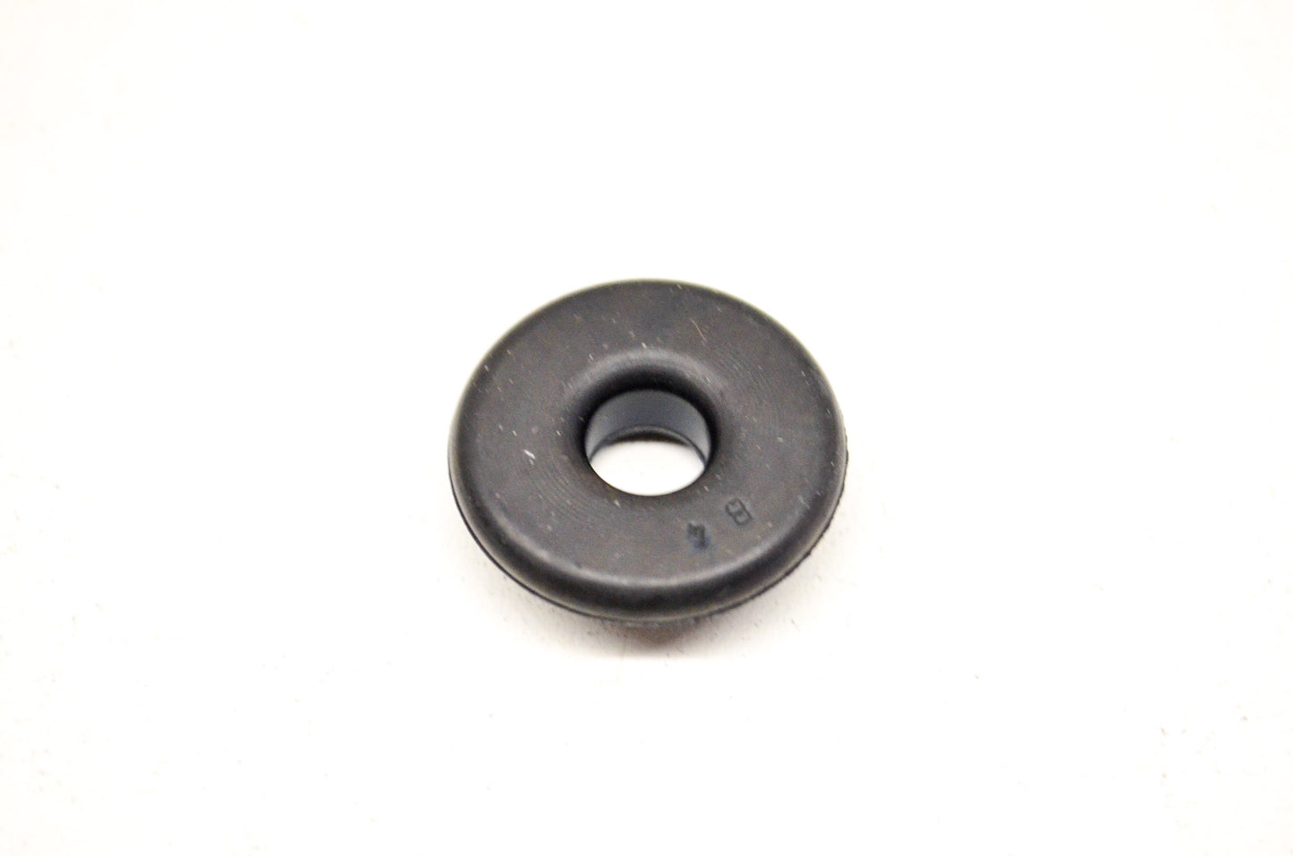 OEM Honda 83601-MN5-000 Side Cover Grommet NOS