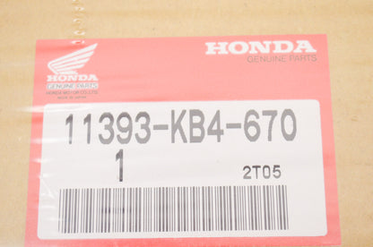 OEM Honda 11393-KB4-670 Right Gasket NOS