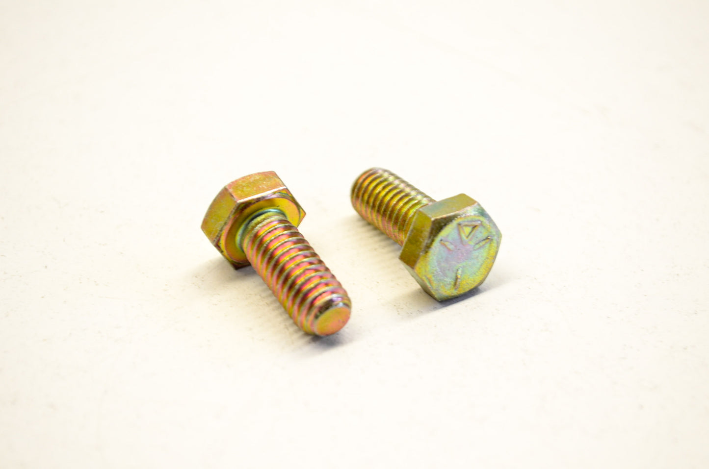 OEM Arctic Cat 8002-130 Cap Screw 5/16-18x.75 Qty 2 NOS