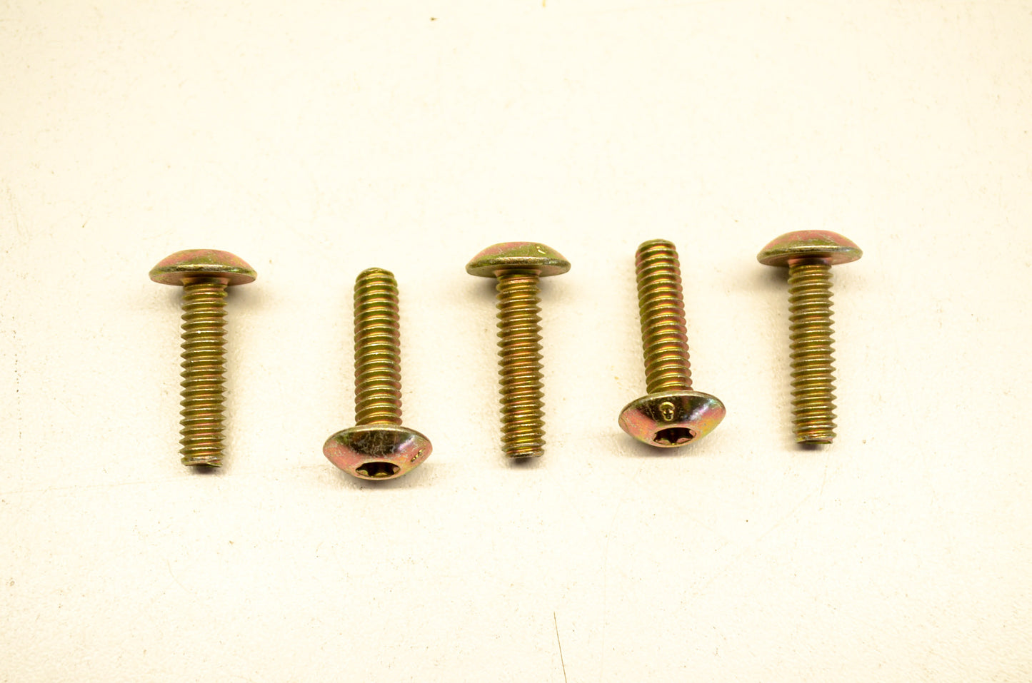 OEM Arctic Cat 8017-582 Machine Screw TSTRH 1/4-20x1 GR2 Z&Y Qty 5 NOS