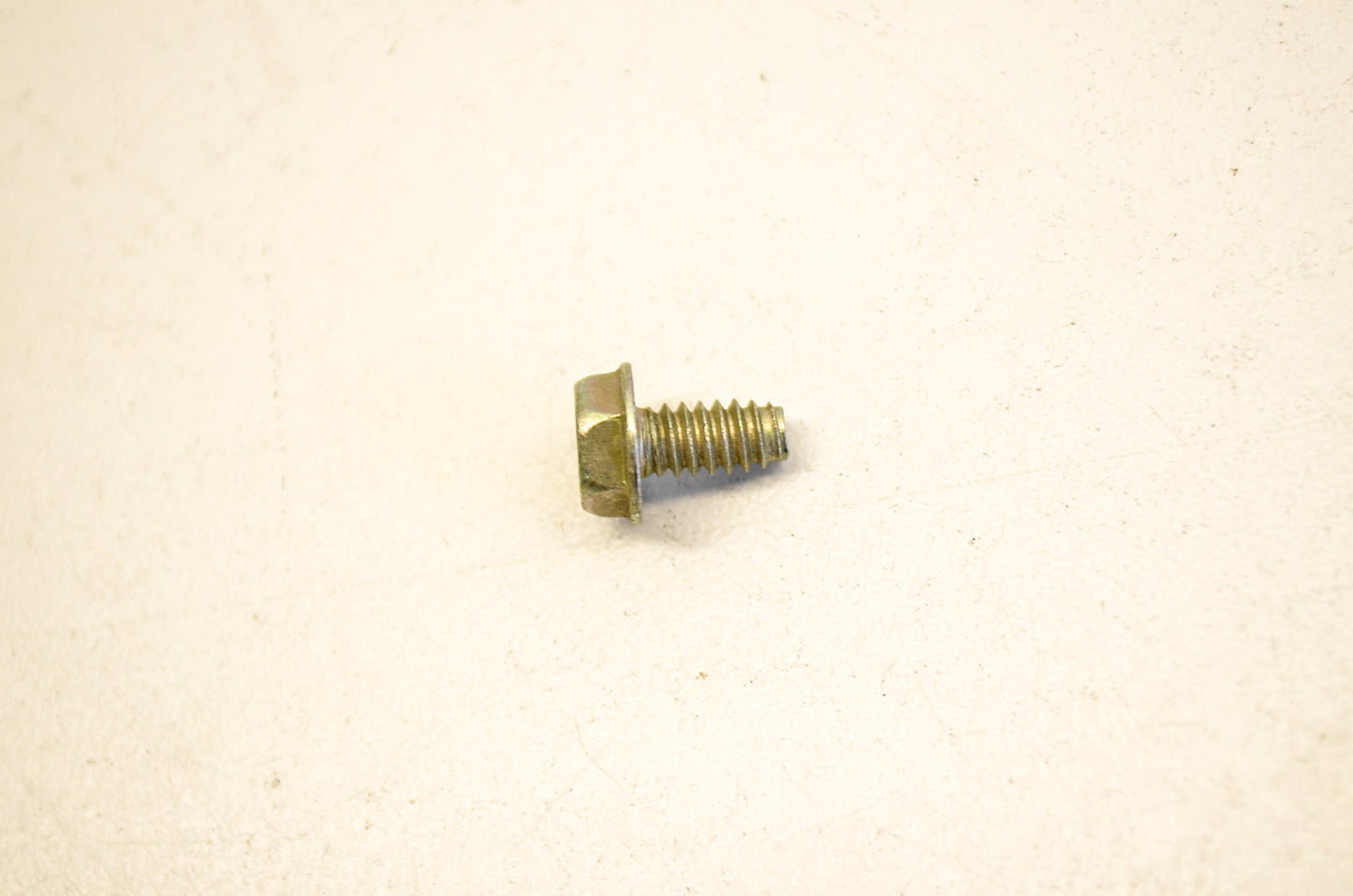 OEM Arctic Cat 0124-031 Self-Tapping Screw 10-24 x.375 NOS