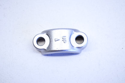New OEM Yamaha 5LP-25867-00-00 Master Cylinder Bracket NOS